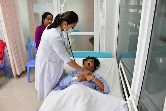 PHẪU THUẬT THÀNH CÔNG TRƯỜNG HỢP THỦNG RUỘT DO NUỐT XƯƠNG CÁ