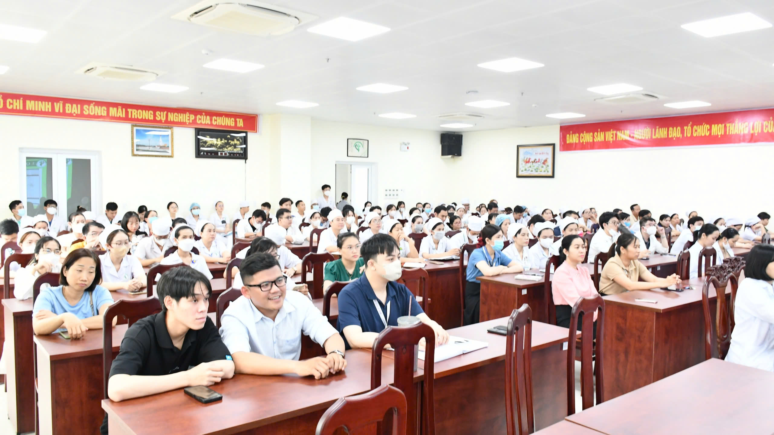 SINH HOẠT KHOA HỌC KỸ THUẬT 01/4/2025