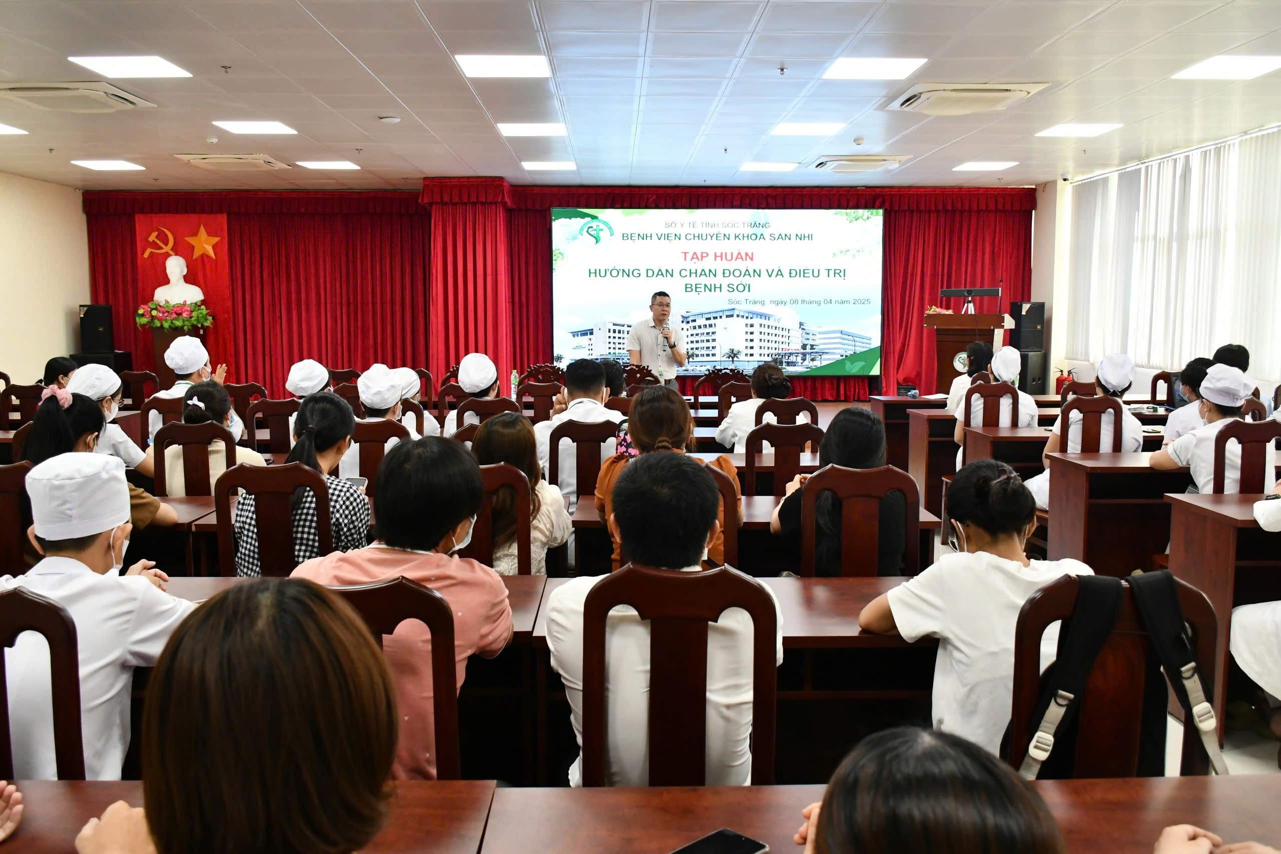 TẬP HUẤN TRỰC TUYẾN VỀ CHẨN ĐOÁN, ĐIỀU TRỊ VÀ PHÒNG CHỐNG BỆNH SỞI CHO NHÂN VIÊN Y TẾ