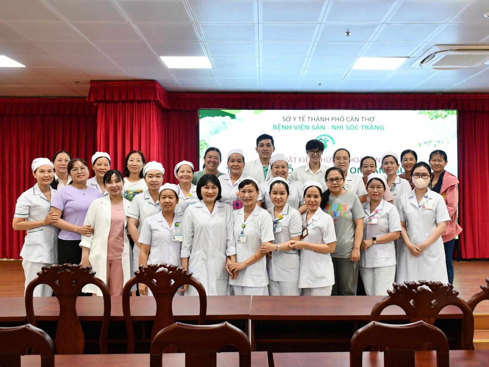 LỚP ĐÀO TẠO CẬP NHẬT KIẾN THỨC VỀ TƯ VẤN, HỖ TRỢ NUÔI CON BẰNG SỮA MẸ