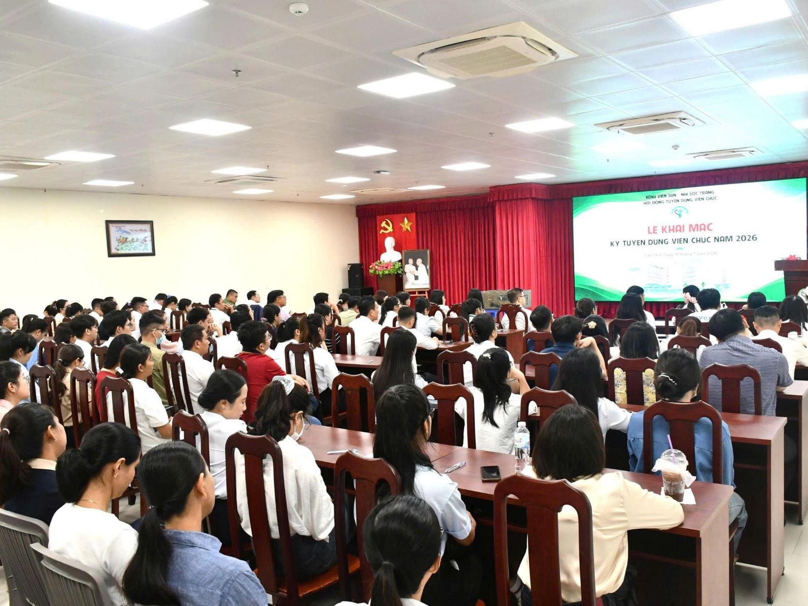 BỆNH VIỆN SẢN - NHI SÓC TRĂNG TỔ CHỨC KỲ TUYỂN DỤNG VIÊN CHỨC NĂM 2026