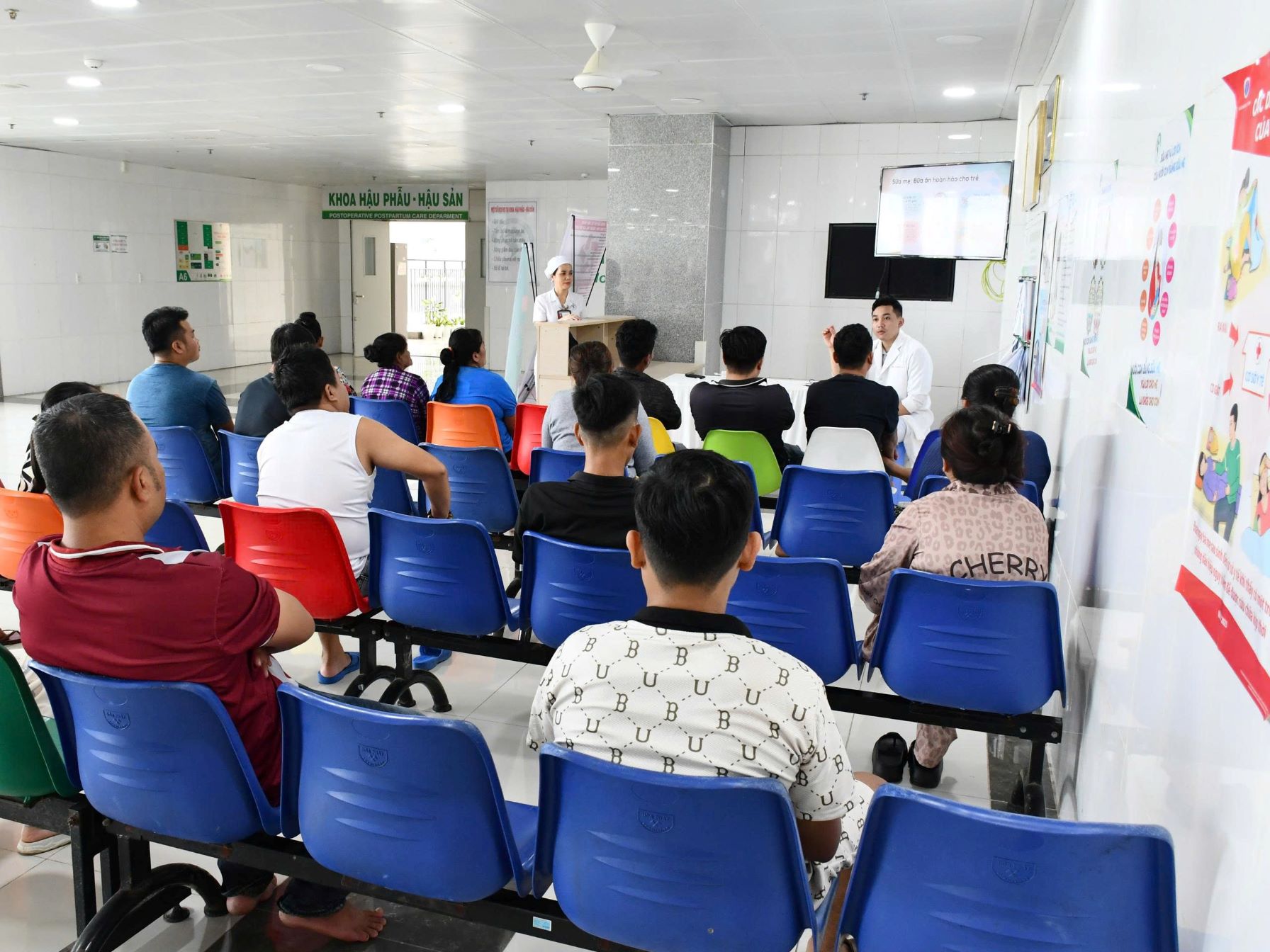 TRUYỀN THÔNG, TƯ VẤN NUÔI CON BẰNG SỮA MẸ CHO THAI PHỤ VÀ SẢN PHỤ